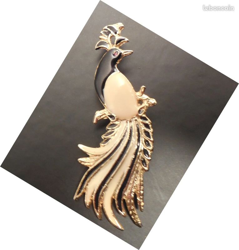 Broche Vintage Oiseau En Vol Bakélite Ou Corne Bovine - Circa 1950, Très Bon État