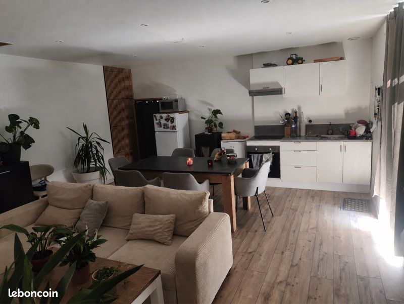 Maison 6 pièces 99 m² · à Bais · 99 m² · 920 €/mois