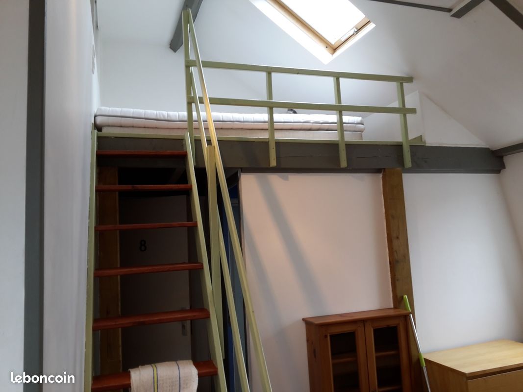 Studio (image 2)