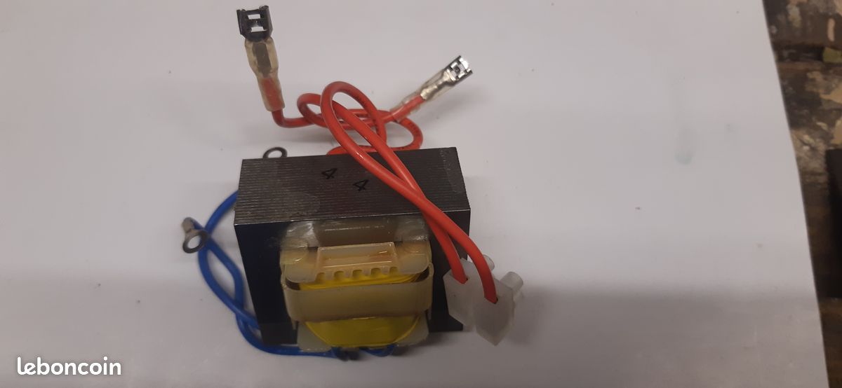 Transformateur 220/12 volt (image 2)