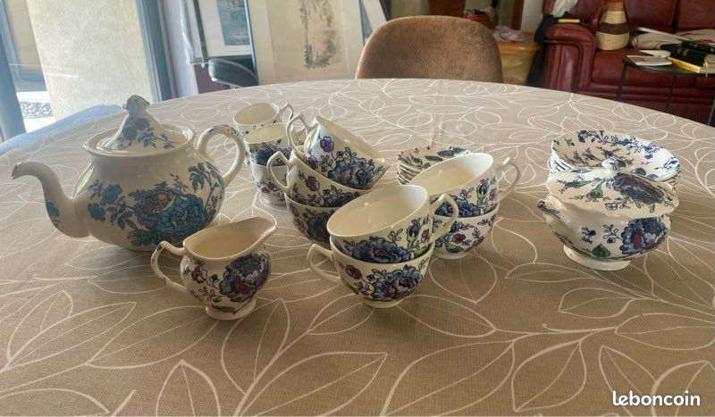 Service à café ancien en porcelaine Johnson & Bros Rose Bouquet Céramique Floral,Végétal - Vendu