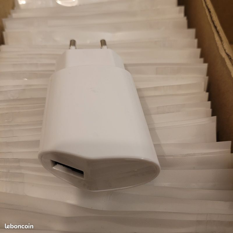 Lot 80 Adaptateurs iPhone Lightning Jack MFi + 9 Chargeurs USB Neufs (image 4)
