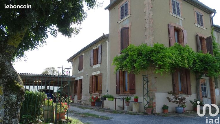 Maison de village 5 pièces 210 m²