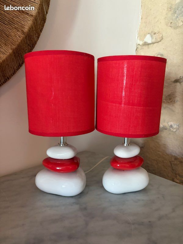 Vends deux lampes de chevet assorties (image 1)