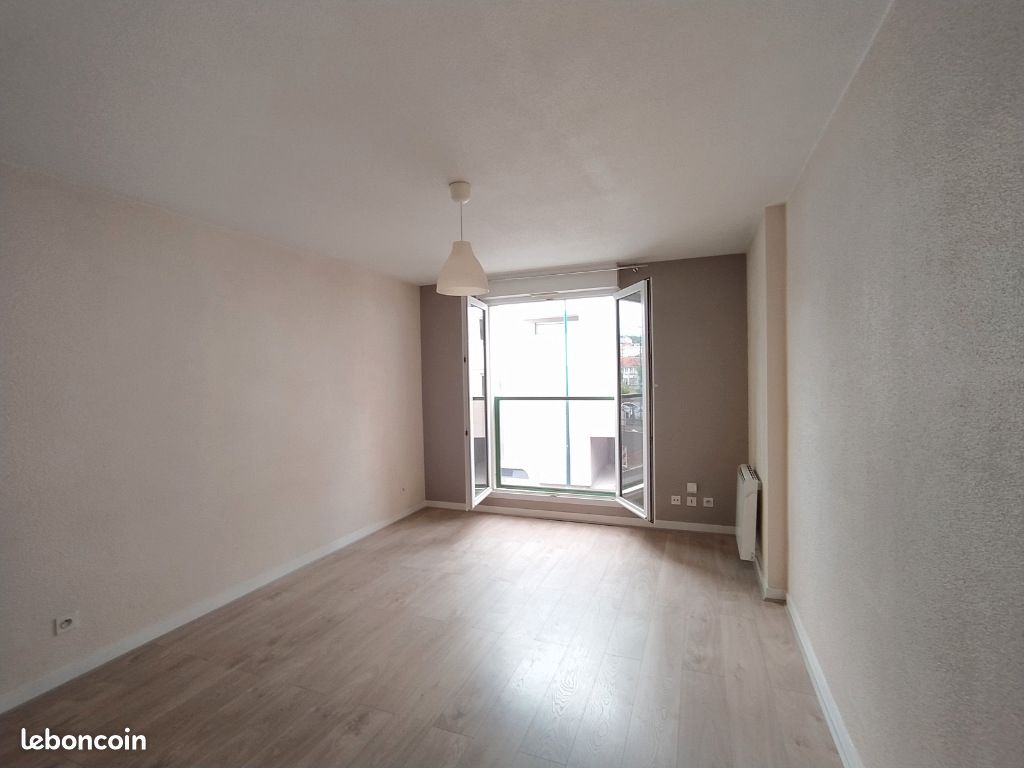 Appartement 1 pièce 24 m² · à Clermont-Ferrand · 24 m² · 450 €