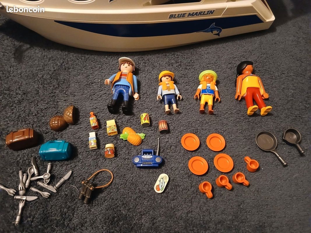 sympa Vedette familiale 4862 playmobil ( vacance , bateau , mer ) 0125