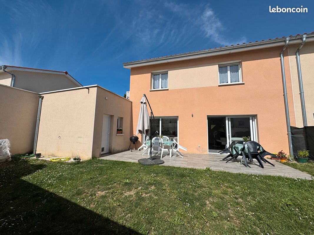 Maison 5 pièces 108 m² · à Craponne · 108 m² · 385 000 €