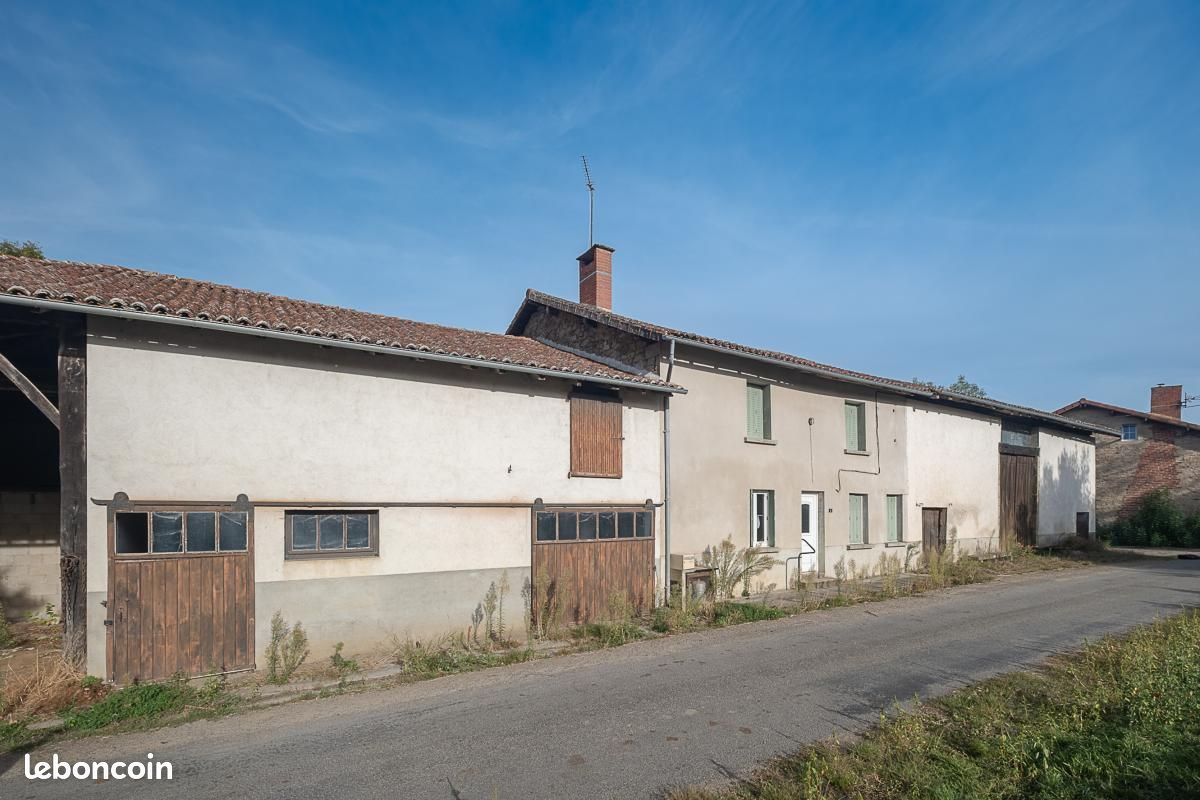 Maison 6 pièces 142 m² · à Saint-Auvent · 142 m² · 139 000 €