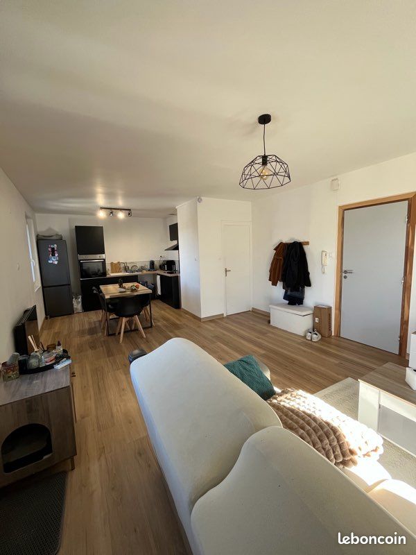 Appartement 3 pièces 73 m² · à Laussonne · 73 m² · 570 €/mois