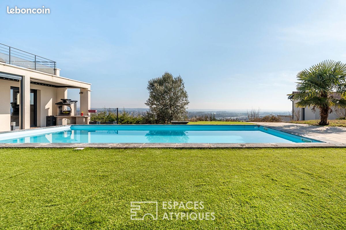 Maison 6 pièces 150 m² · à Villefranche-sur-Saône · 150 m² · 520 000 €