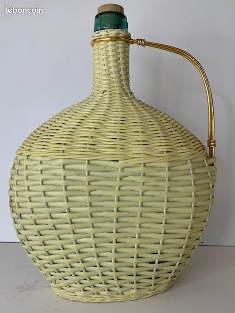 Bouteille Vintage En Osier Des Années 60/70 - Rouge Et Verte, Déco Cuisine Rétro