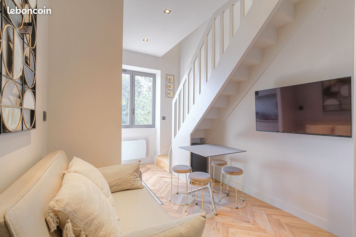Appartement 1 pièce 34 m² · à Écully · 34 m² · 1 450 €