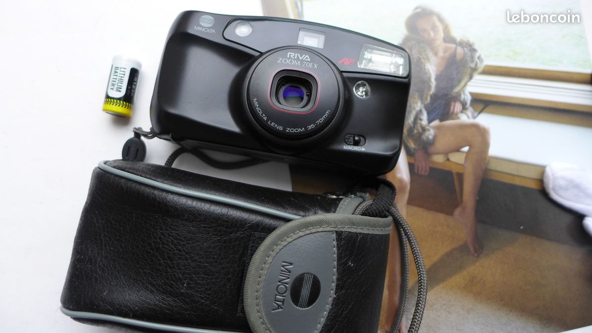 Appareil photo argentique Minolta Dynax 40 + 2 objectifs + sac de