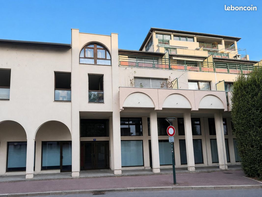 Appartement 2 pièces 61 m² · à Annecy · 61 m² · 259 400 €