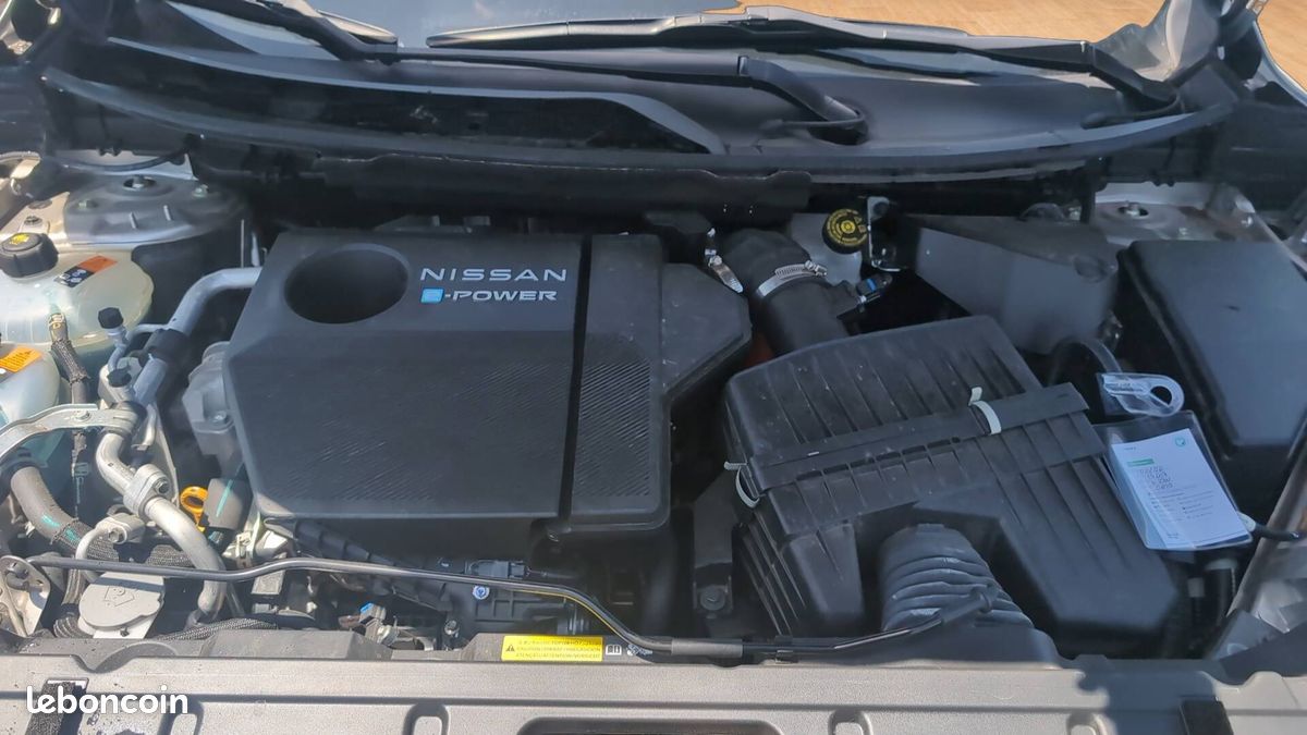 NISSAN X-Trail e-POWER 204 ch N-Connecta (image 11)