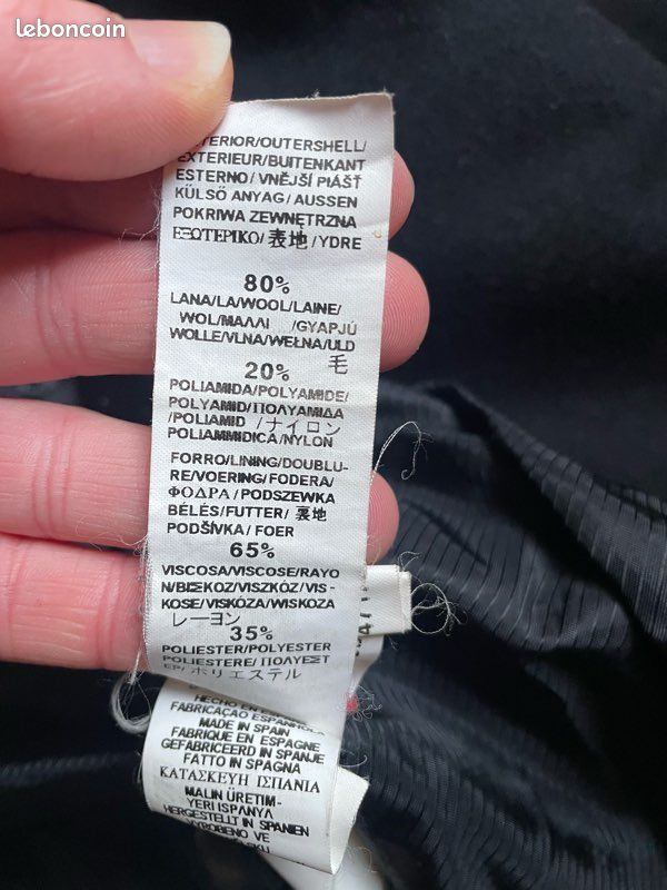 Manteau noir en laine (image 6)