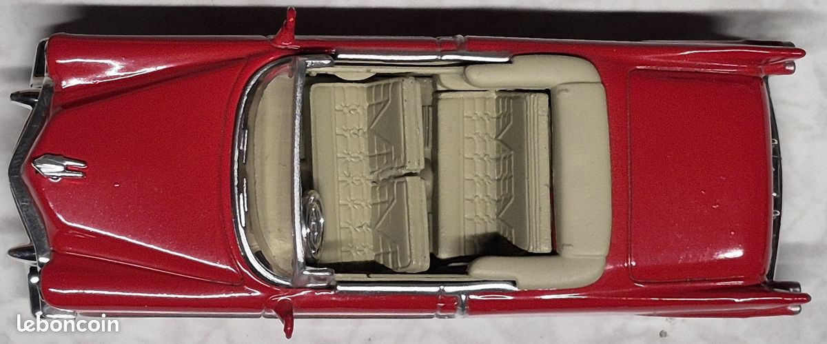 Fonds d'ecran Cadillac Rétro style Fleetwood Eldorado Convertible 1976
