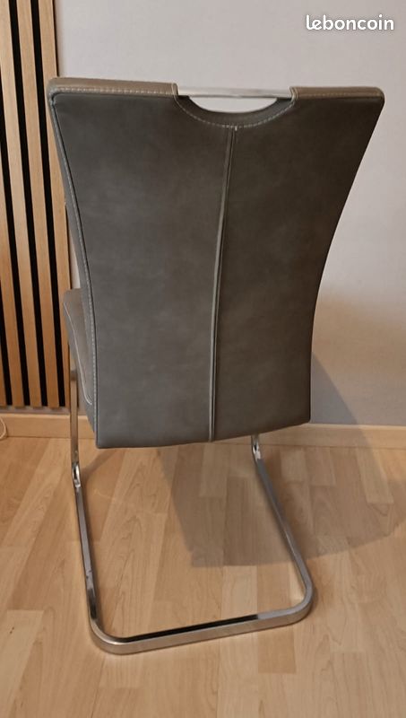 Chaise grise moderne (image 3)