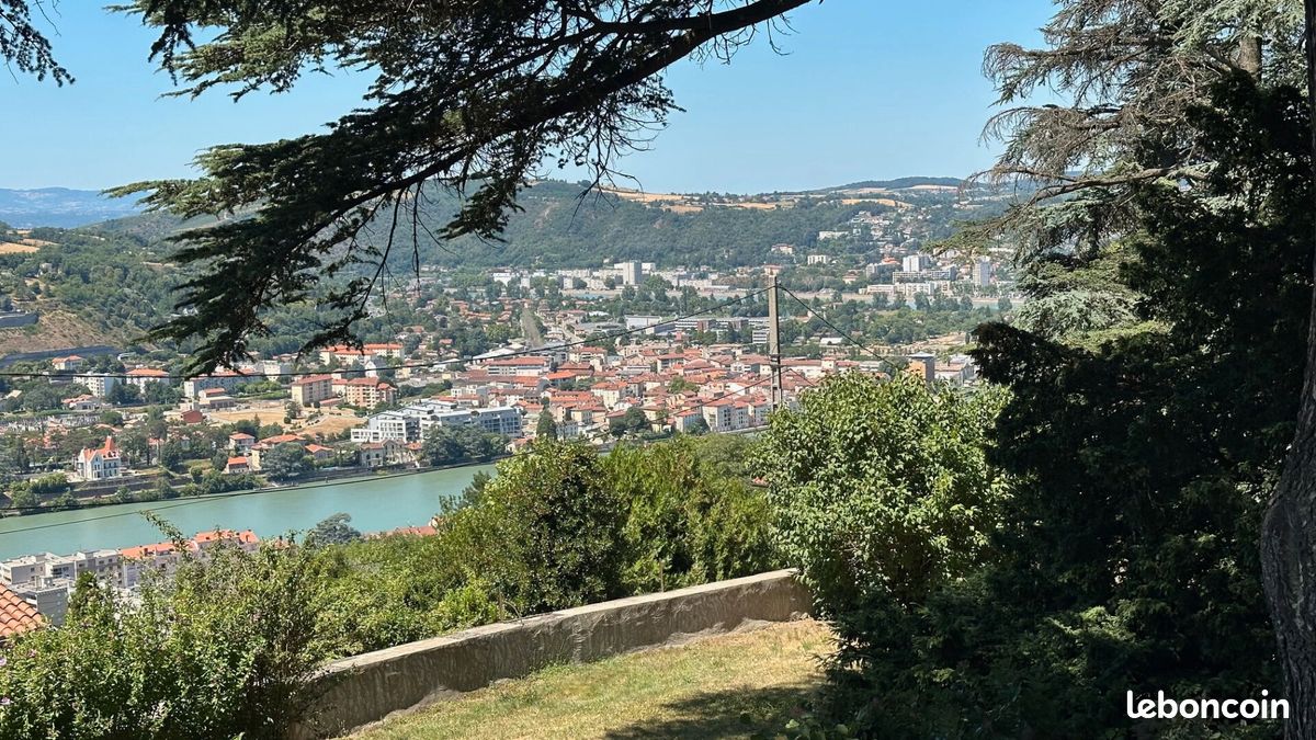 Appartement 4 pièces 131 m² · à Vienne · 131 m² · 398 000 €