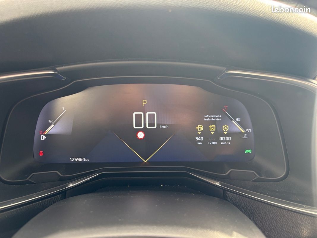 DS DS7 CROSSBACK BUSINESS 130Ch EAT 8 / RADARS AR / GPS / CLIM / CHARGEUR INDUCTION / Garantie 12 mois (image 10)