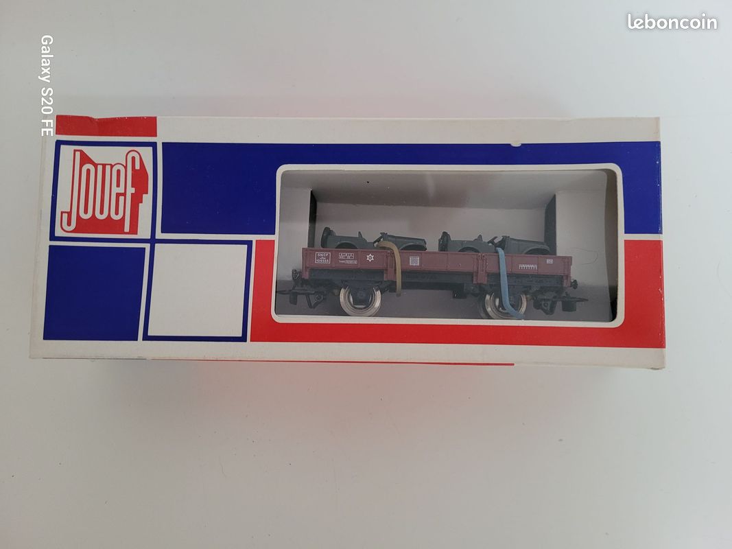 Train wagon N° 6451 Wagon Plat à essieux SNCF avec chargement de 2 jeeps Jouef Ho (image 3)