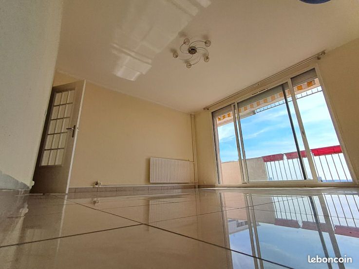 Appartement 3 pièces 63 m² · à Colombes · 63,3 m² · 1 410 €