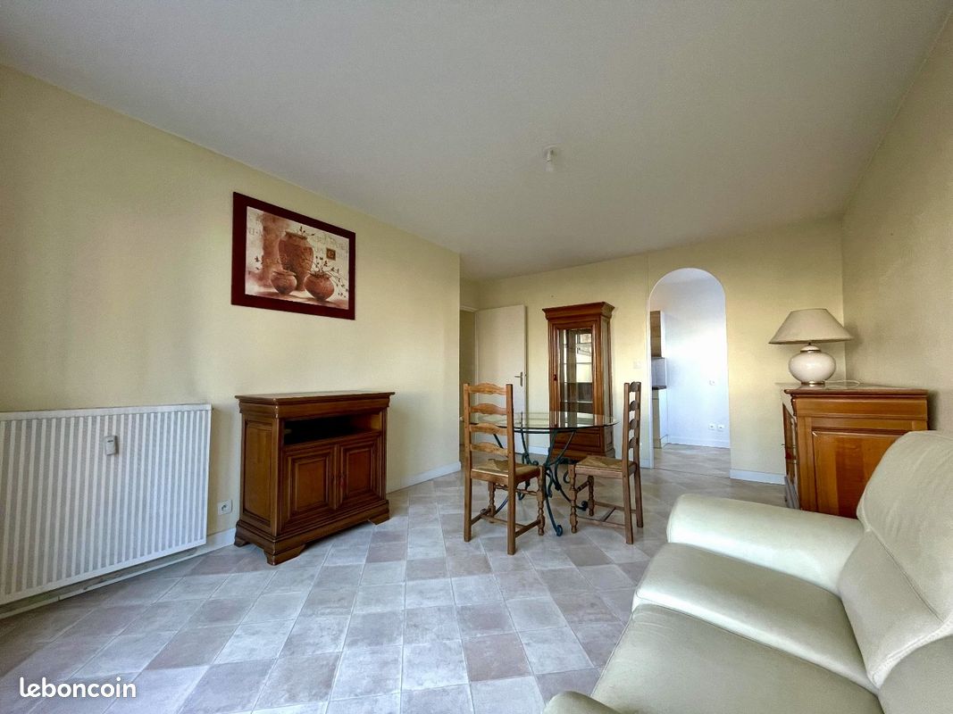 Appartement 3 pièces 67 m² · à Compiègne · 67 m² · 115 000 €