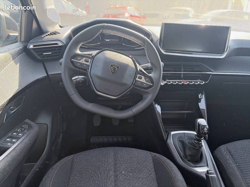 Peugeot 208 100 S&S BVM6 Style (image 2)