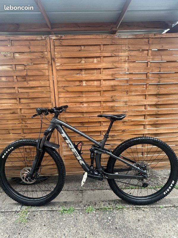 VTT Trek fuel x5 Vélos