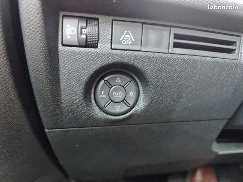 Citroen C4 PureTech 130ch S&S Feel Pack EAT8 (image 19)