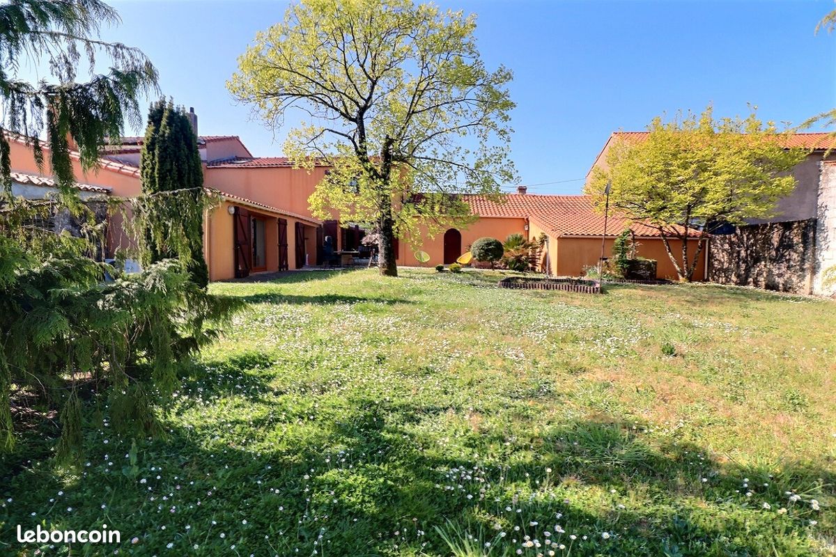 Maison 5 pièces 167 m² · à La Haie-Fouassière · 167 m² · 448 000 €