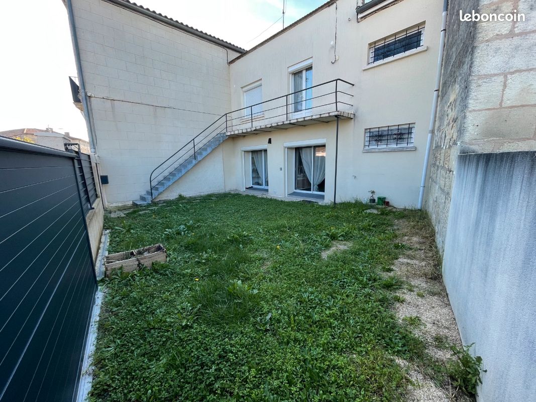 Maison 6 pièces 151 m² · à Cavignac · 151 m² · 225 000 €