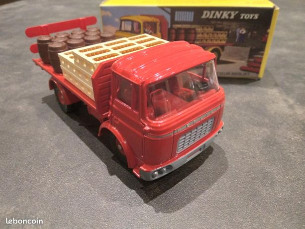 Dinky Toys 1/43 Modifiée - Berliet GAK Fourgon Cirque Pinder - Réalisation Artisanale