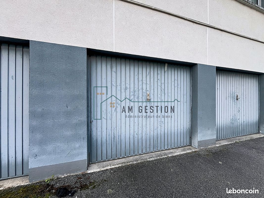 Parking 10 m² · à Limoges · 10 m² · 70 €/mois