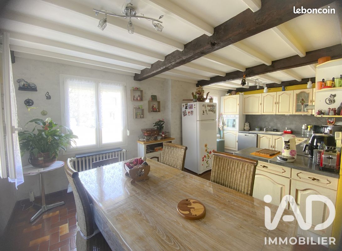 Maison 5 pièces 228 m² · à Plédéliac · 228 m² · 185 000 €