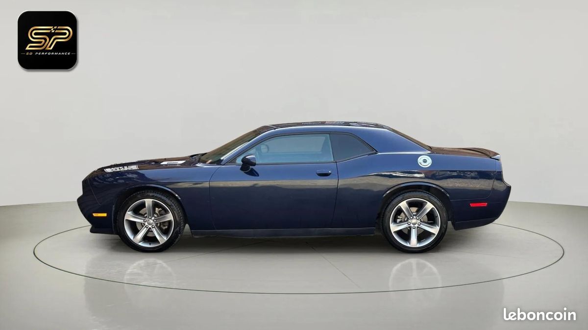 Dodge CHALLENGER R/T * 5.7 V8 HEMI * Boîte Automatique * Cuir * Caméra * Échappement Sport * Pack Sport (image 9)