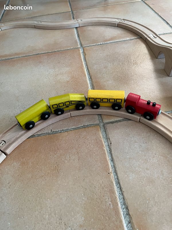 Train en bois ikea (image 3)