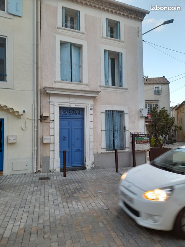 Maison 5 pièces 250 m² · à Lespignan · 250 m² · 89 000 €