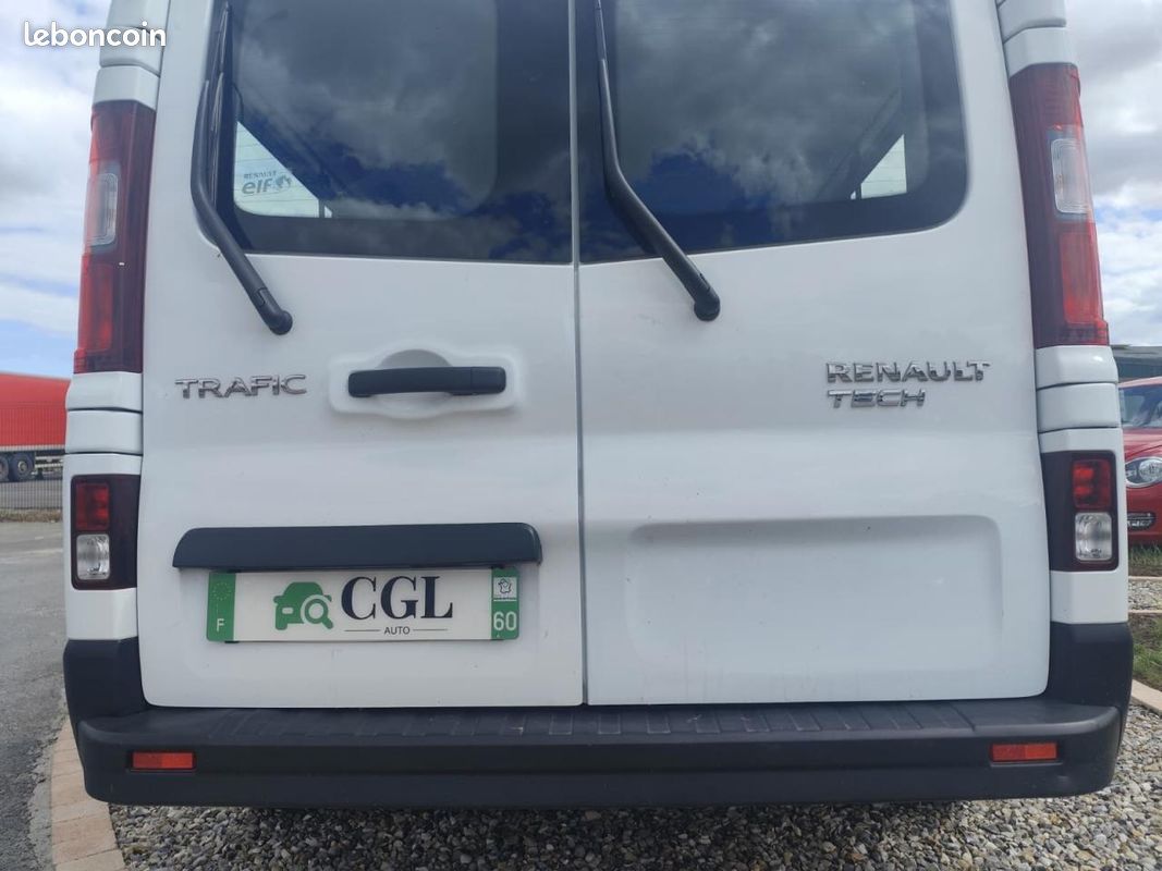 RENAULT TRAFIC Combi L2H1 1.6 dCi 125ch 9 Places (image 18)