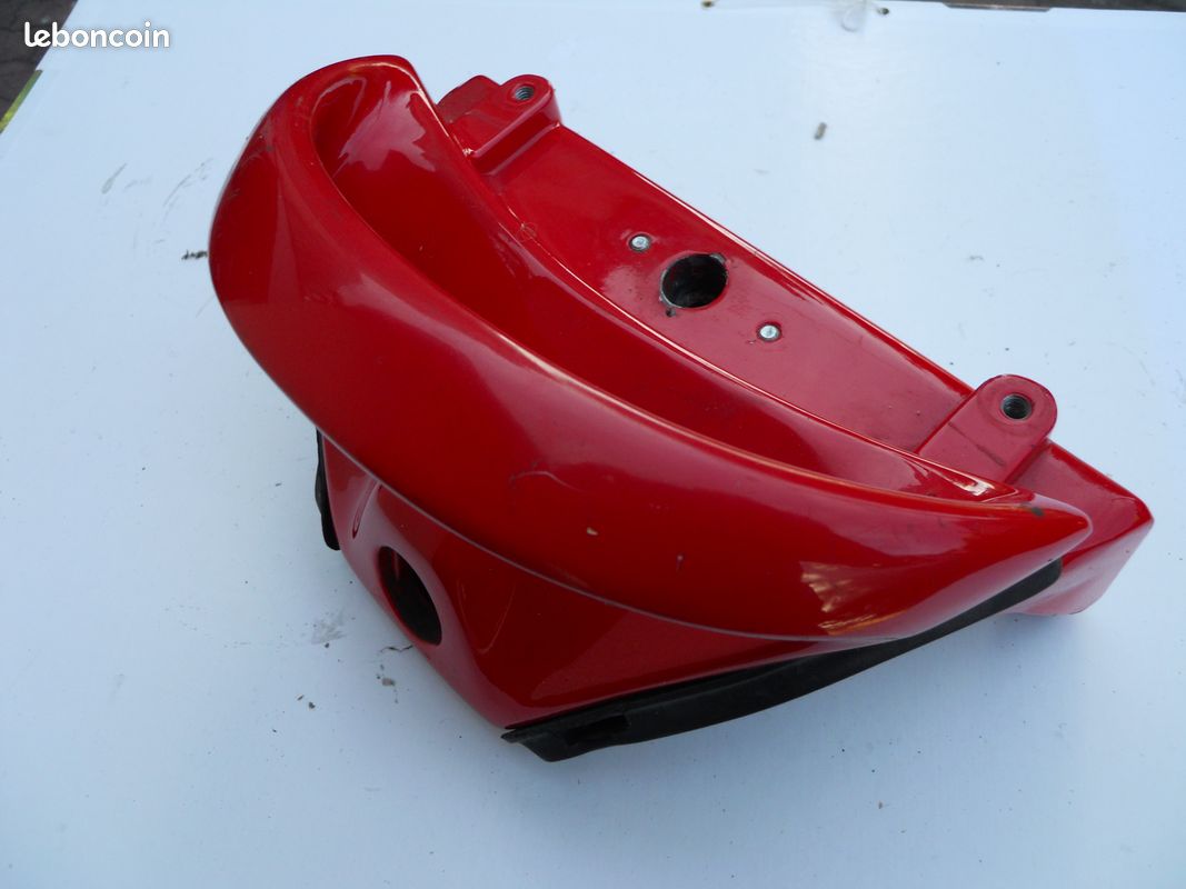 Poignée ,arrière Ducati ST3 (image 2)