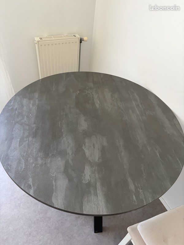 Table IKEA, gris foncé, 105 cm (image 3)
