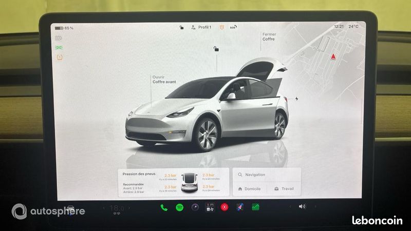 Tesla Model Y Standard RWD (image 21)