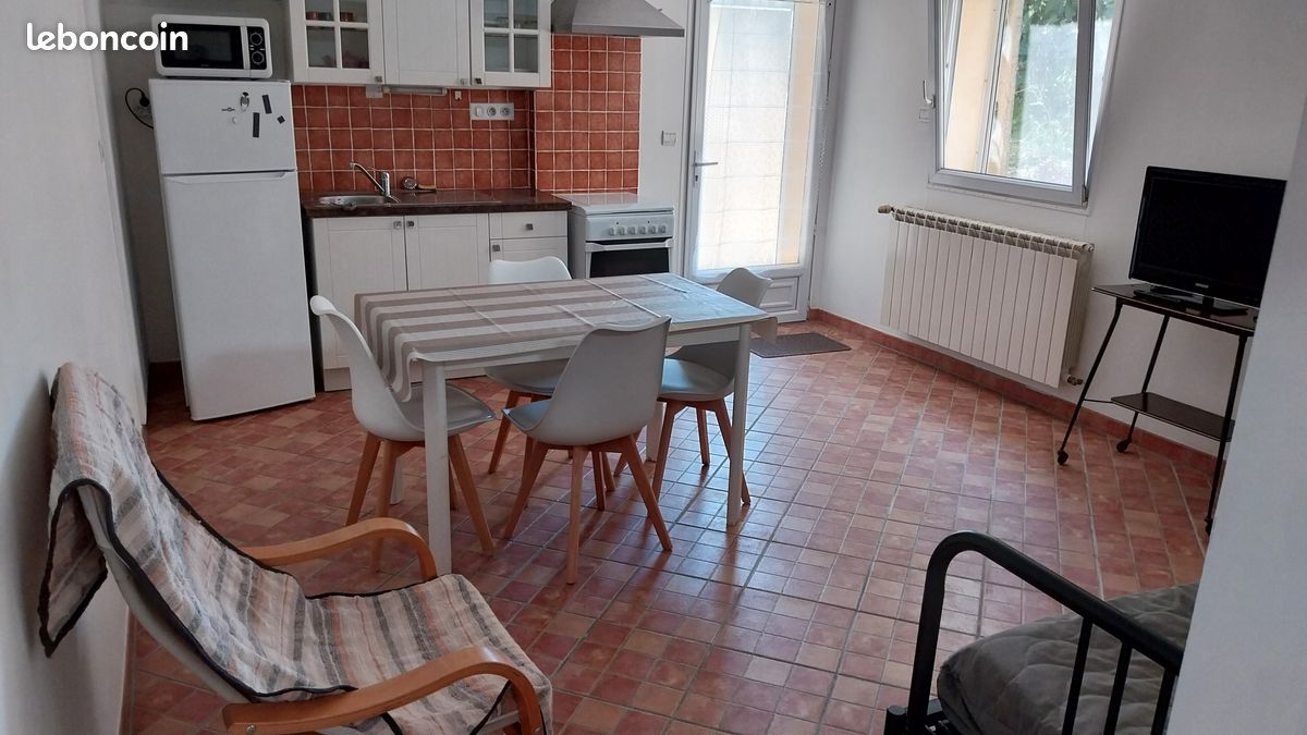 Appartement 2 pièces 45 m² · à Bouc-Bel-Air · 45 m² · 850 €