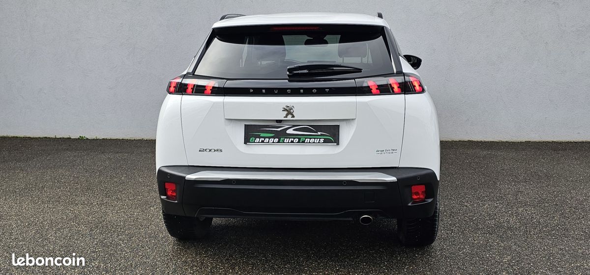 PEUGEOT 2008 BlueHDi 130CH S&S EAT8 Allure (image 5)
