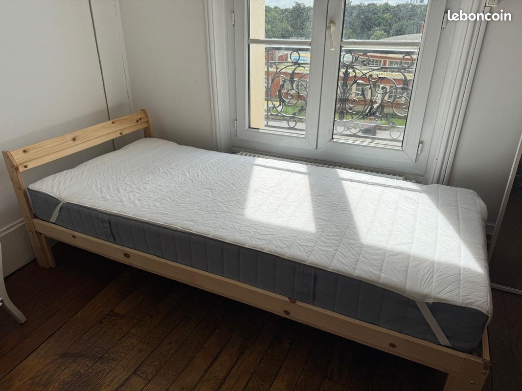 Lit IKEA NEIDEN + matelas IKEA VESTMARKA (image 1)