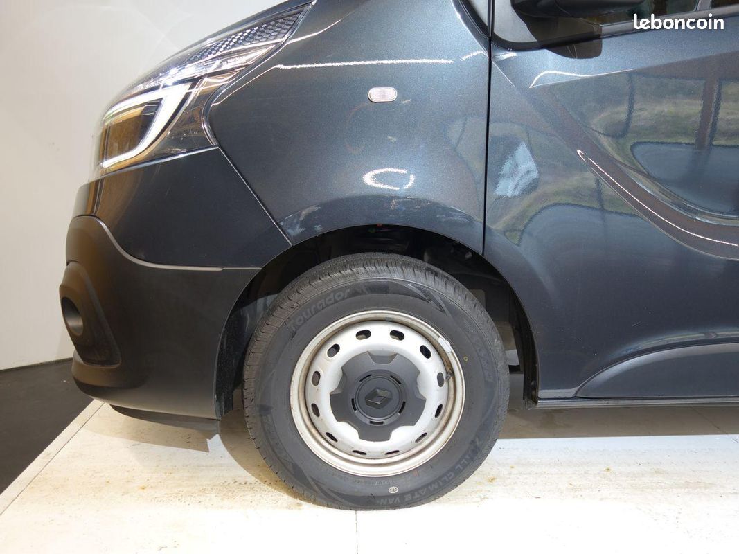 RENAULT TRAFIC L1H1 2.0 DCi 170 CH EDC CONFORT (image 20)