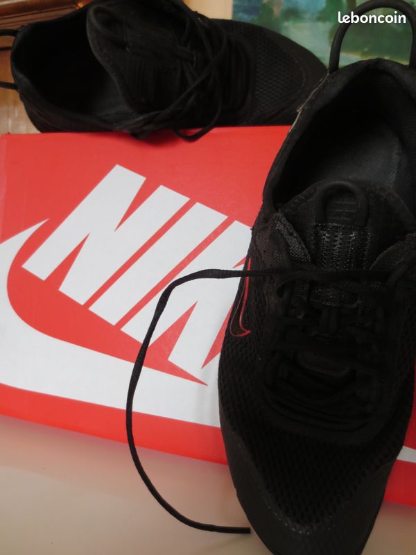 Taille Rare adulte ou Enfant : 38 Nike React Live Low Noir/Rouge GS Baskets Basses (image 15)