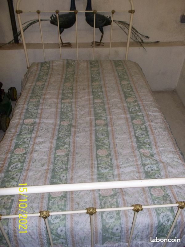 Structure de lit (image 1)