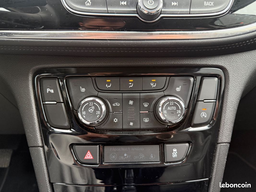 Opel mokka 1.6 cdti 136ch elite 4x2 - camera de recul - attelage (image 29)
