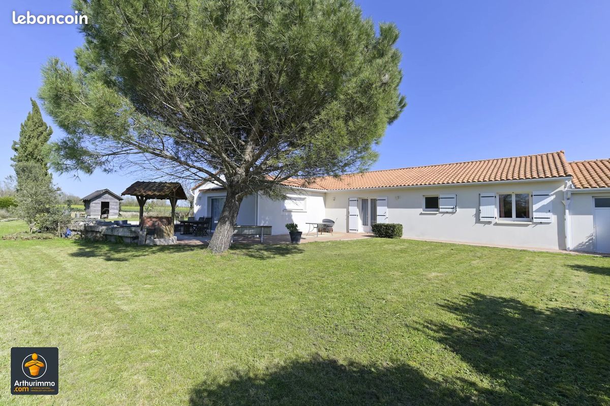 Maison 7 pièces 232 m² · à Niort · 232 m² · 399 990 €